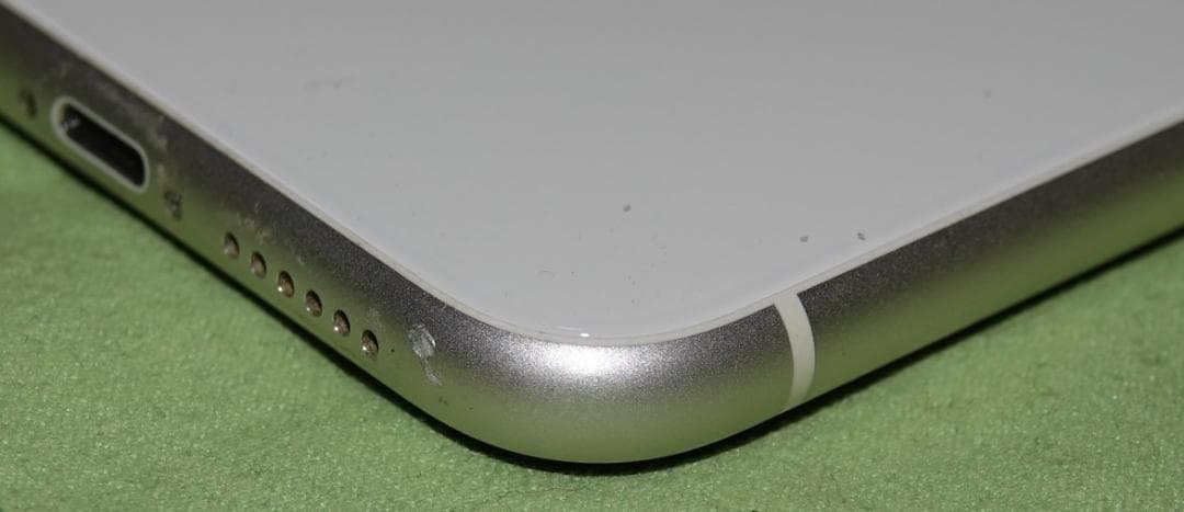 ◆iPhone11ホワイト◆128GB◆ジャンク品◆バッテリー73%◆