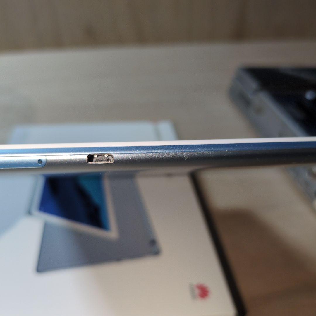 改良版 HUAWEI MediaPad T5 タブレット 箱付き　ファーウェイ