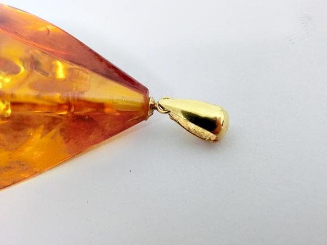 K18 琥珀 ペンダントトップ ゴールドインクルージョン