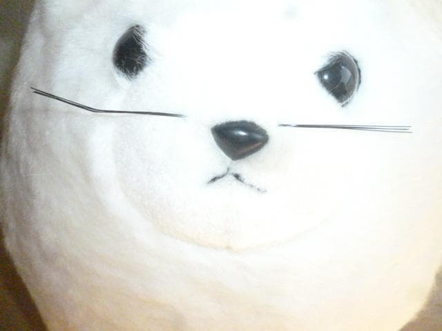 シルビア&シルベスター　レトロなぬいぐるみ　ホワイト猫型ぬいぐるみ 約４０cm