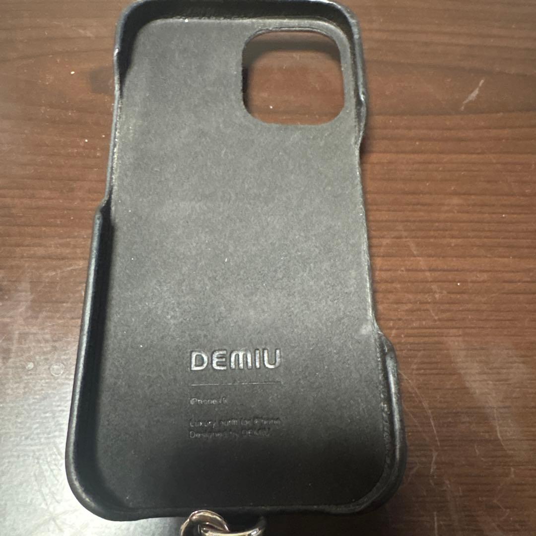 DEMIU キルティングレザーケース ブラックiPhone１６用
