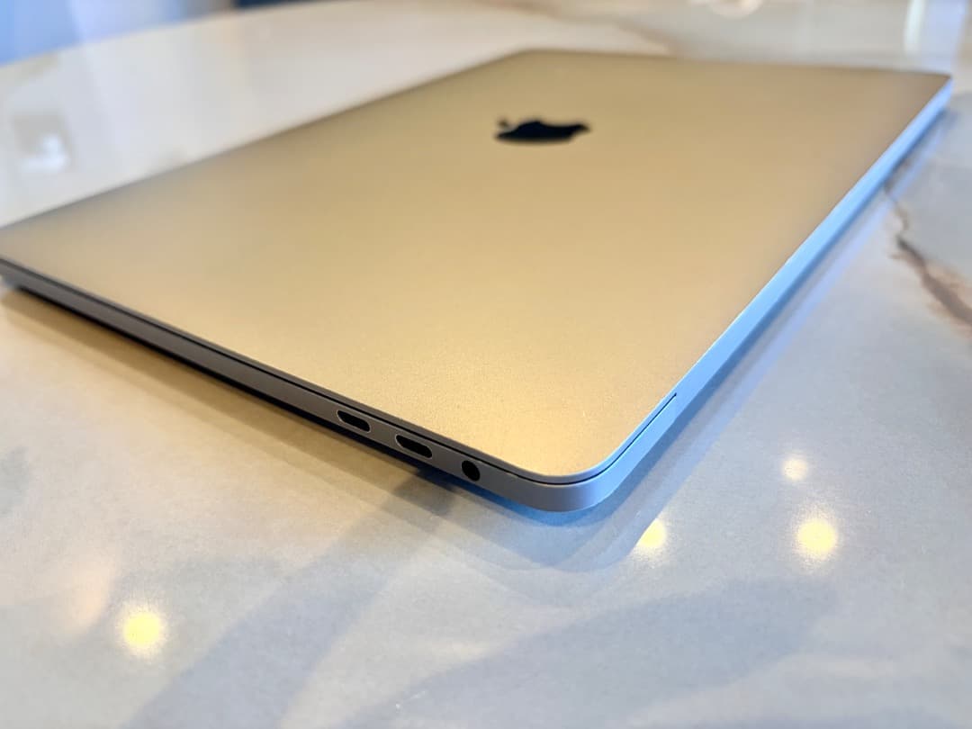MacBook Pro13インチ2020 i7 16GB 1TB Intel最終