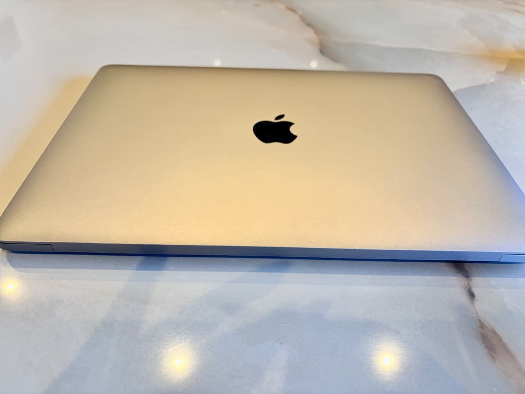 MacBook Pro13インチ2020 i7 16GB 1TB Intel最終