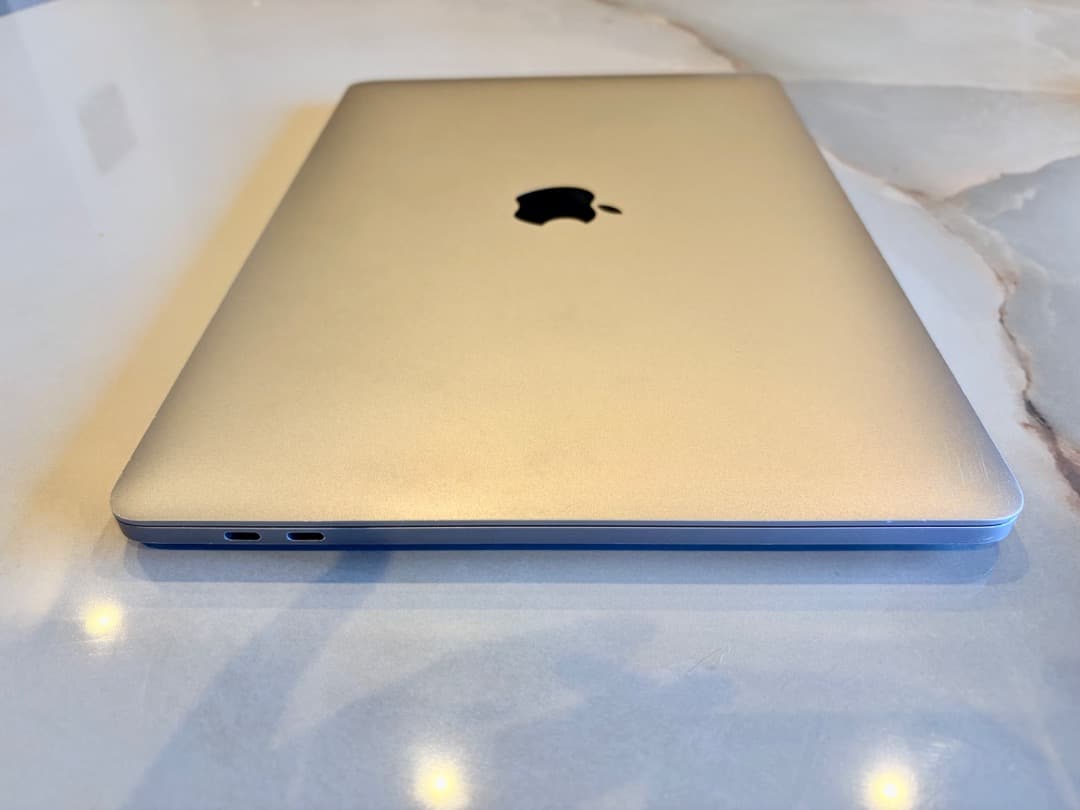 MacBook Pro13インチ2020 i7 16GB 1TB Intel最終