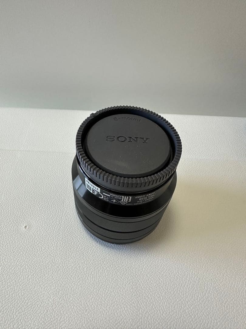 ZV-E10＆SEL1018／カメラ＆レンズセット、予備バッテリー、充電器