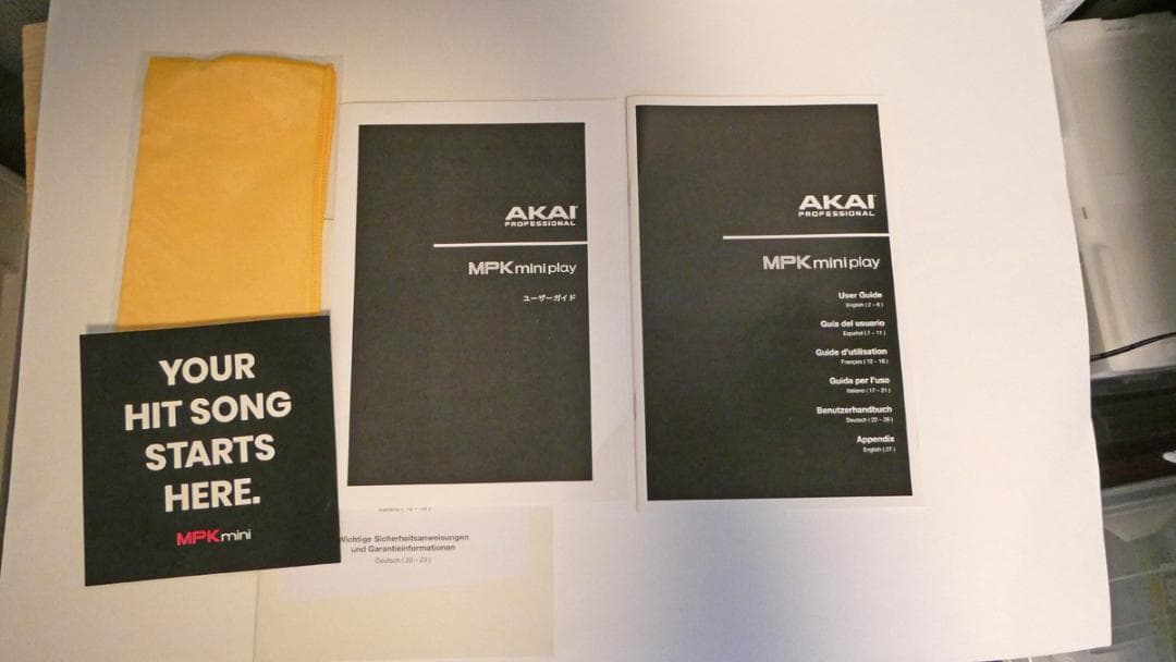 AKAI MPK mini play MK3 シンセサイザー