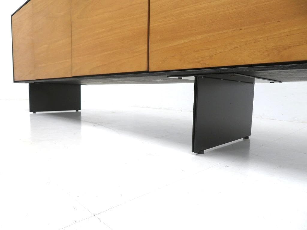 展示品　アスプルンド　ダリールズ　チーク材　サイドボード　収納　キャビネット