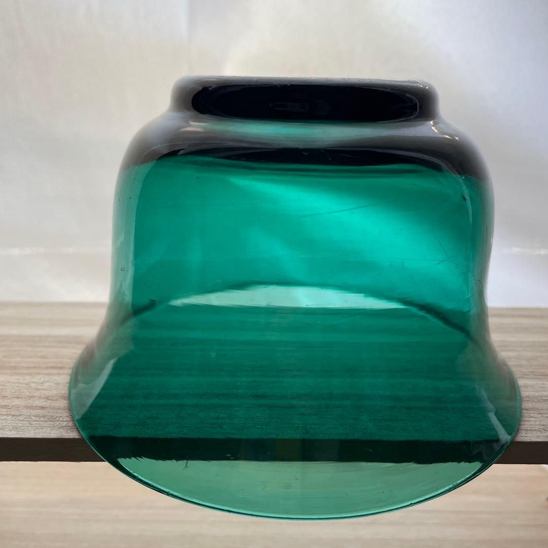 青緑色系のガラスボウル アンティーク　レトロ　気泡　インテリア　コレクション