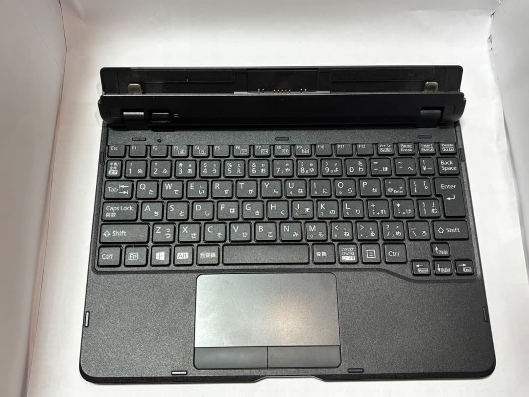 【最安値】富士通　ARROWS Tab Q5010/DEG Celeron