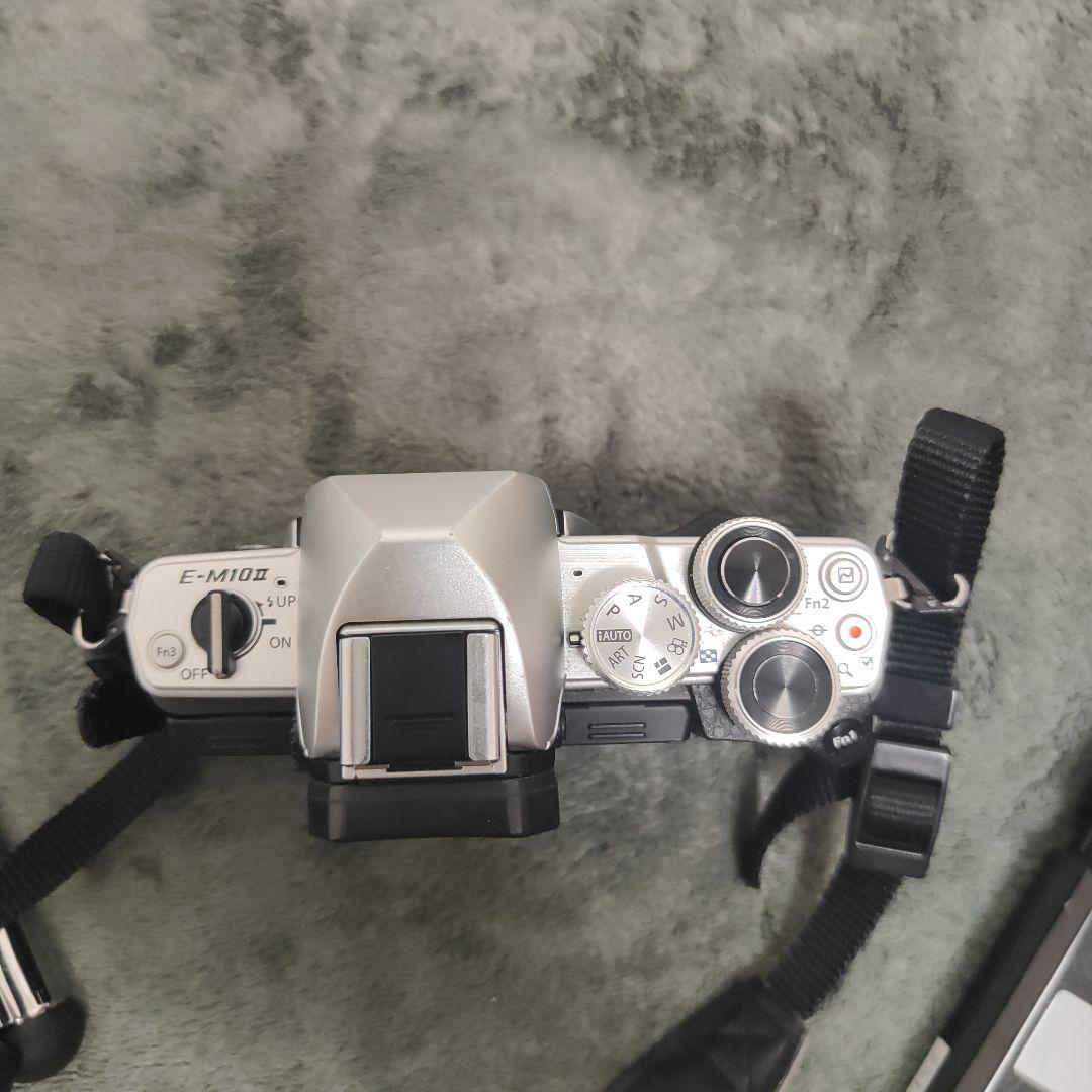 OLYMPUS OM-D E-M10 Mark ⅱ ミラーレス 本体