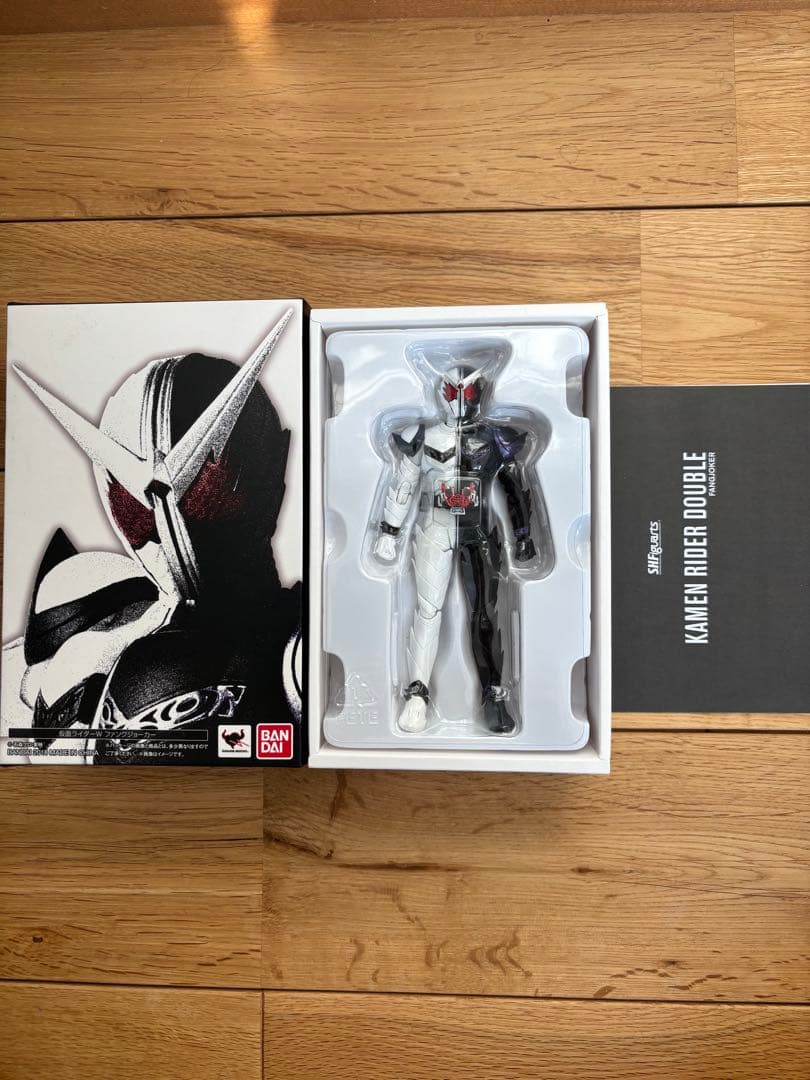 真骨彫製法　S.H.フィギュアーツ仮面ライダーダブル　ファングジョーカー