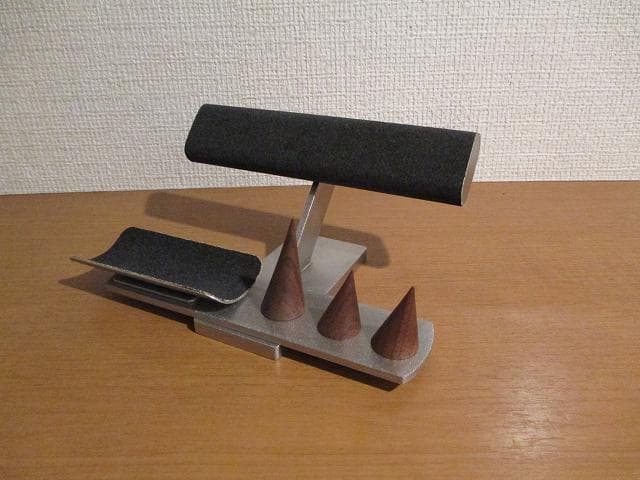リング スタンド、トレイを固定していないアクセサリースタンド　ブラック