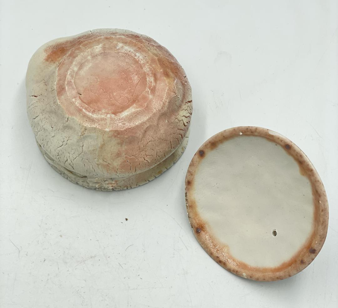 白備前 獅子 宝瓶 手びねり 伝統工芸　NSH-002