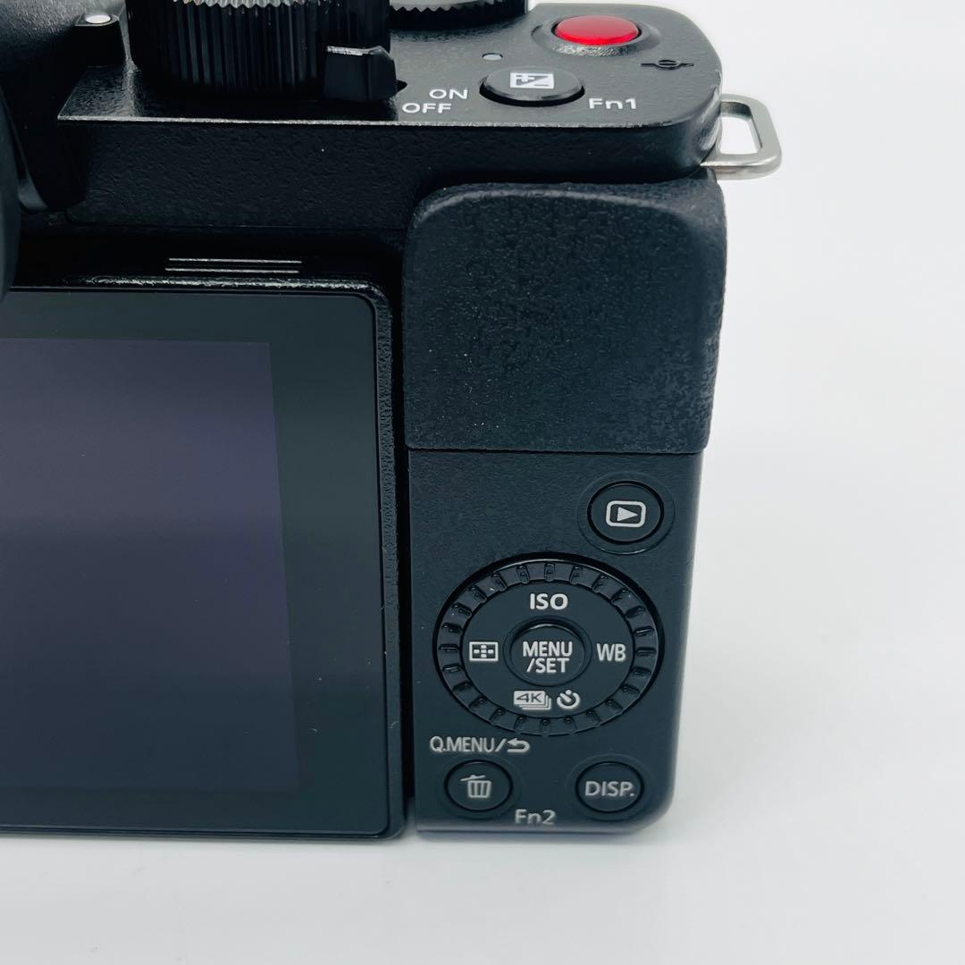 新品同様品　DC-G100D ボディ　パナソニック　コンパクトデジタルカメラ