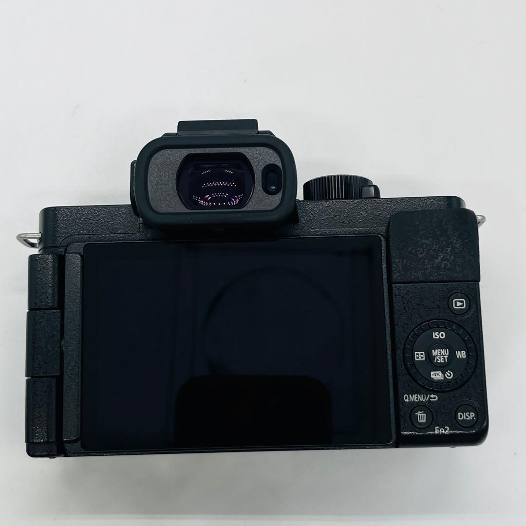 新品同様品　DC-G100D ボディ　パナソニック　コンパクトデジタルカメラ