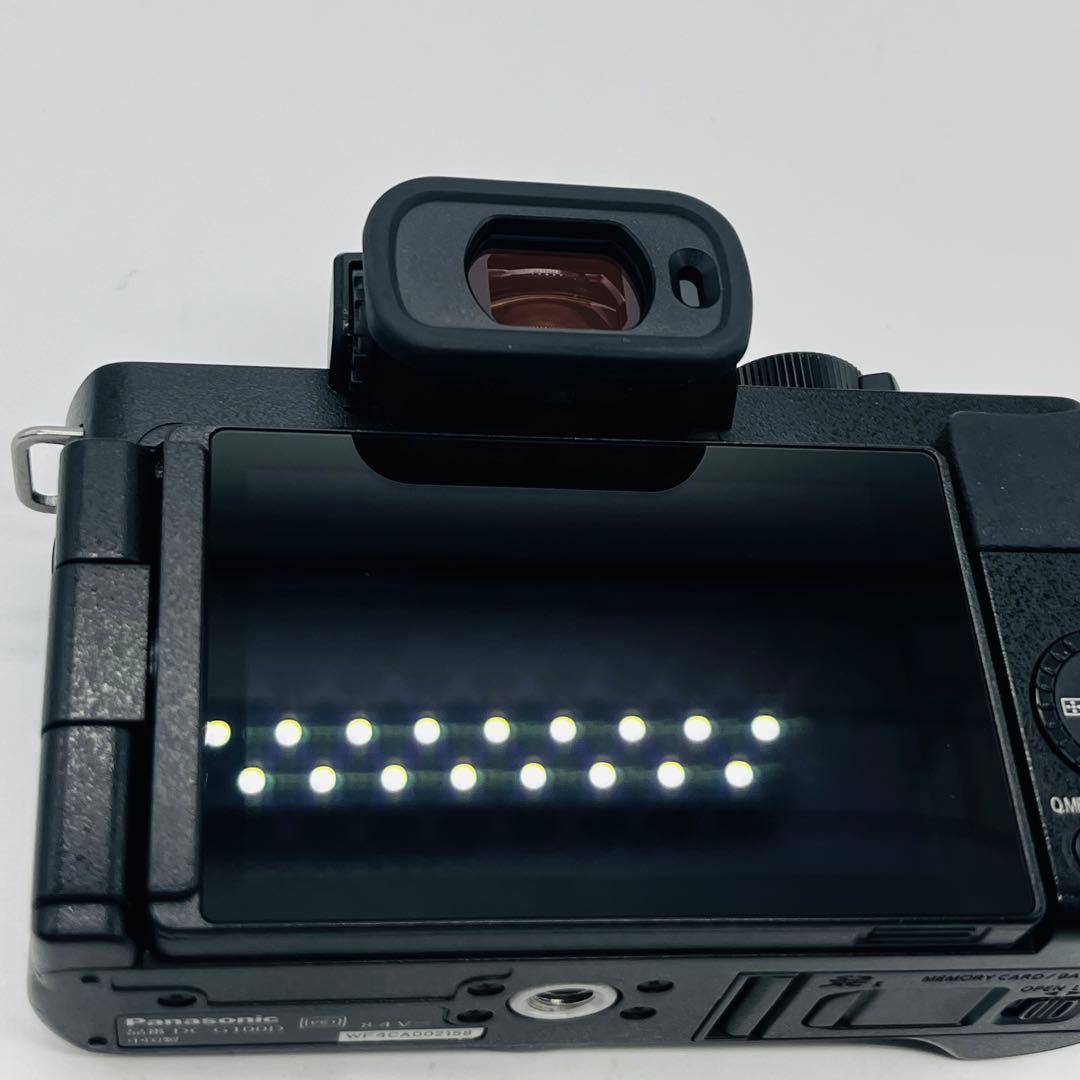 新品同様品　DC-G100D ボディ　パナソニック　コンパクトデジタルカメラ