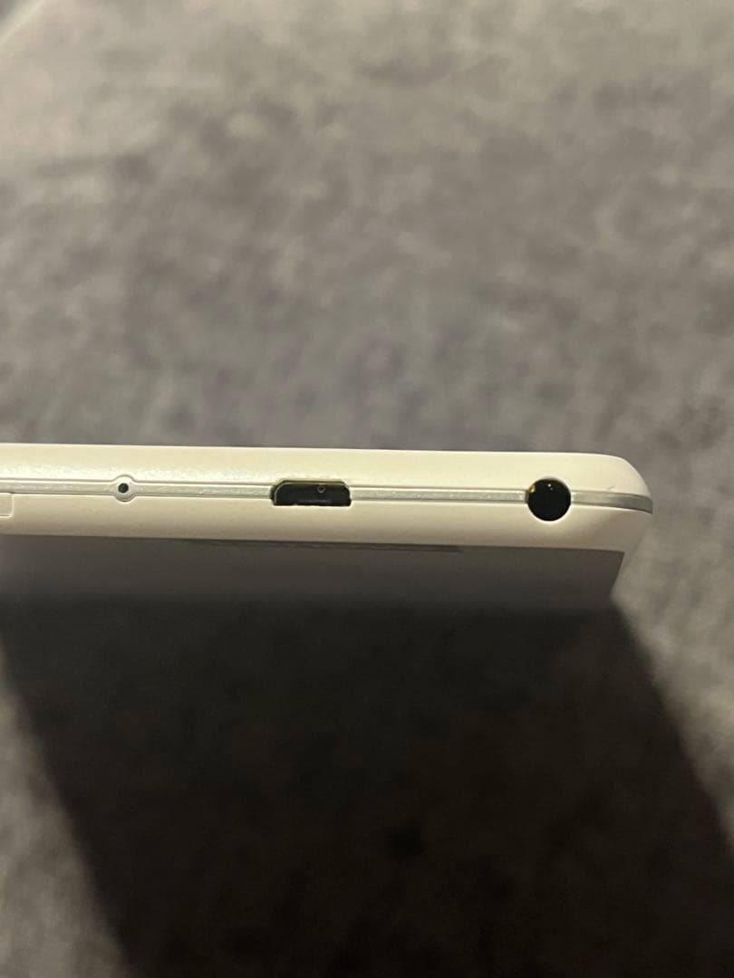 Lenovo TAB5 Androidタブレット