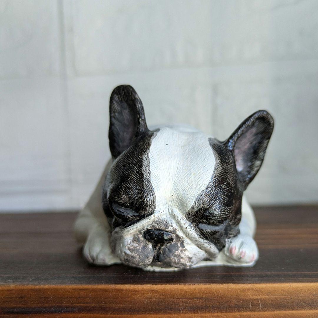 フレンチブルドッグ 置物 パイド うつ伏せ フレブルオブジェ フィギュア
