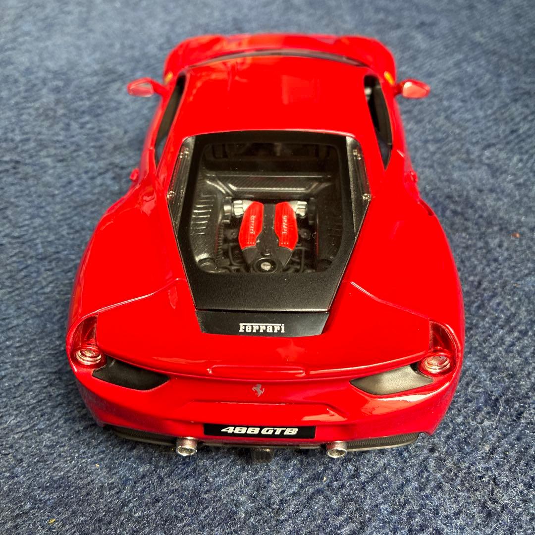 フェラーリ488GTB 1/18 ブラーゴ製
