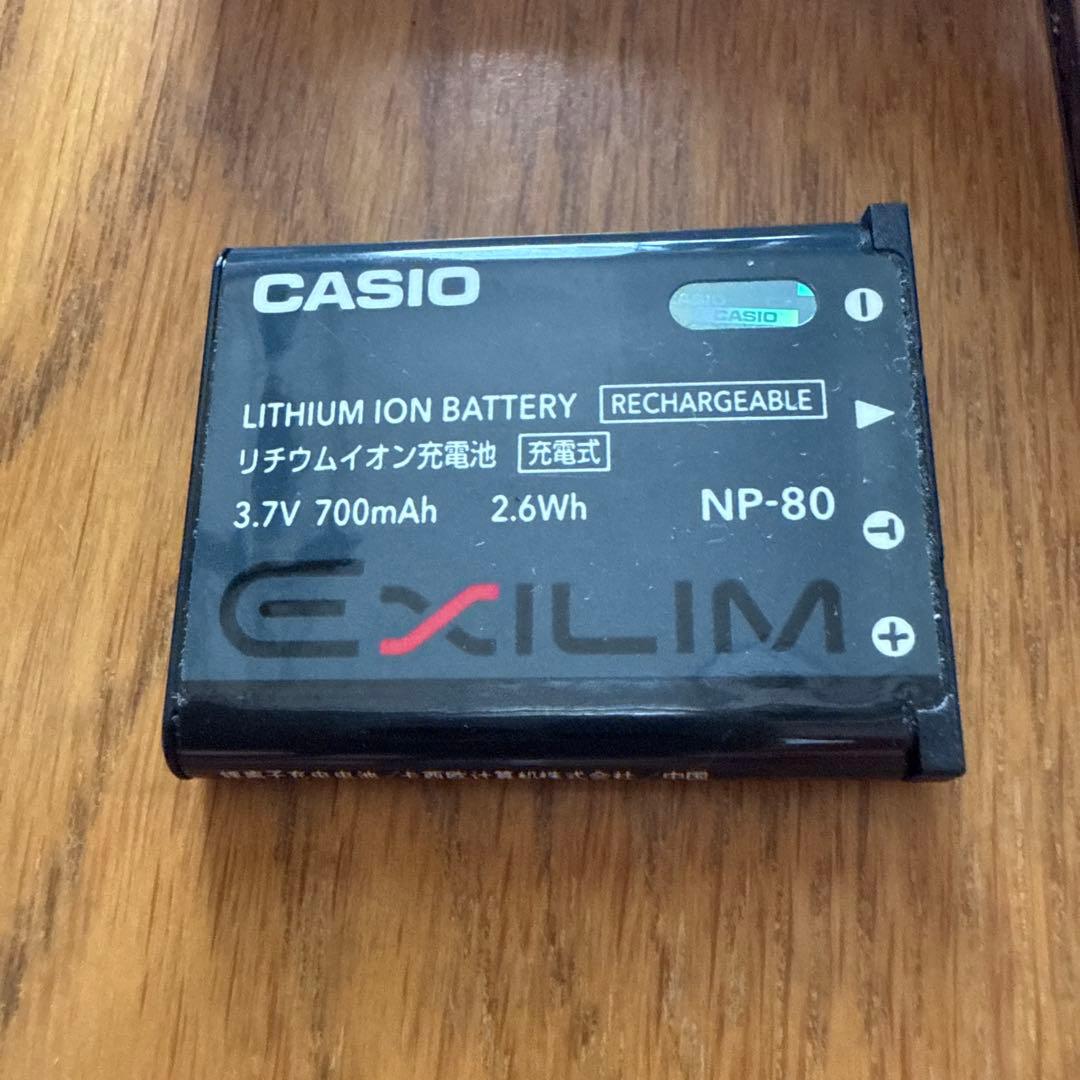 ☆CASIO EXILIM 16.1MP コンパクトデジタルカメラ　EX-ZS6