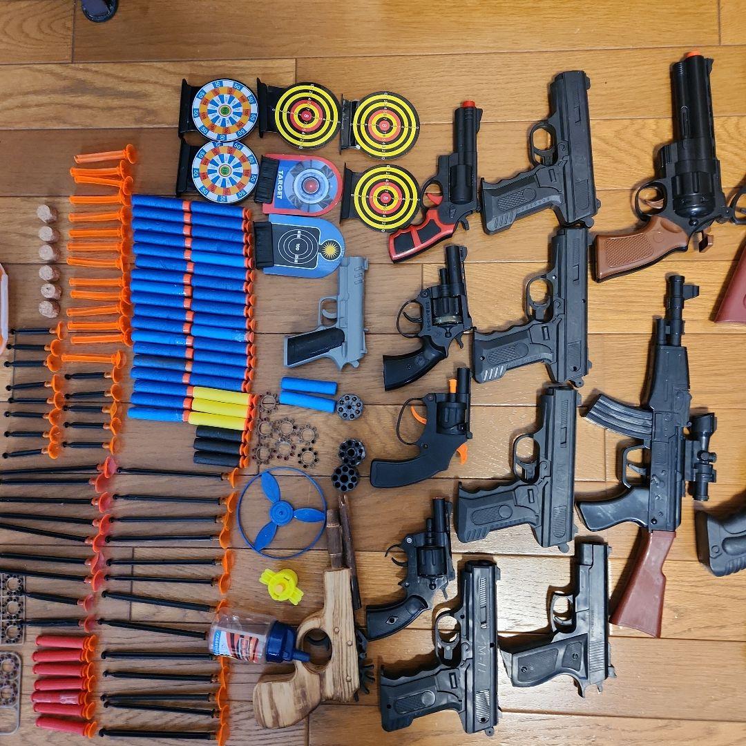 拳銃セット 球付き ・ターゲット付き