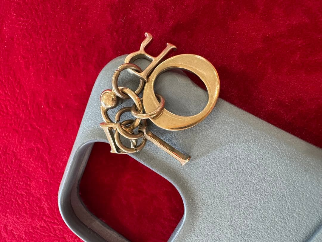 【美品】Christian DiorレザーケースiPhone15 Pro