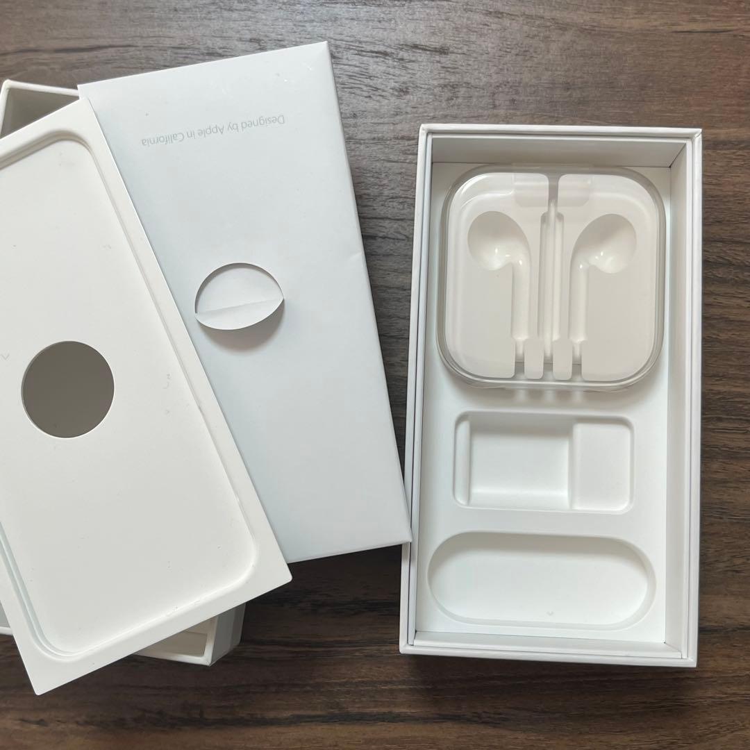 iPhone SE 第一世代　64GB スペースグレイ