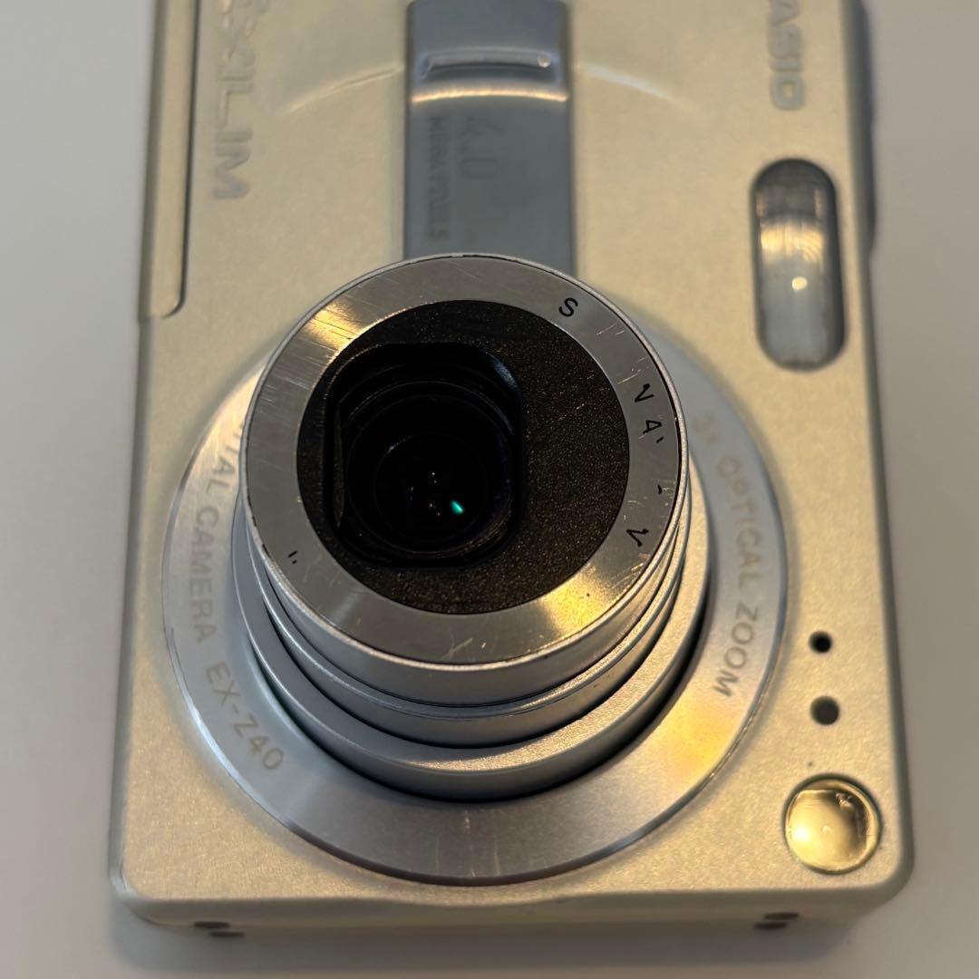 CASIO EXILIM EX-Z40 デジタルカメラ ゴールド