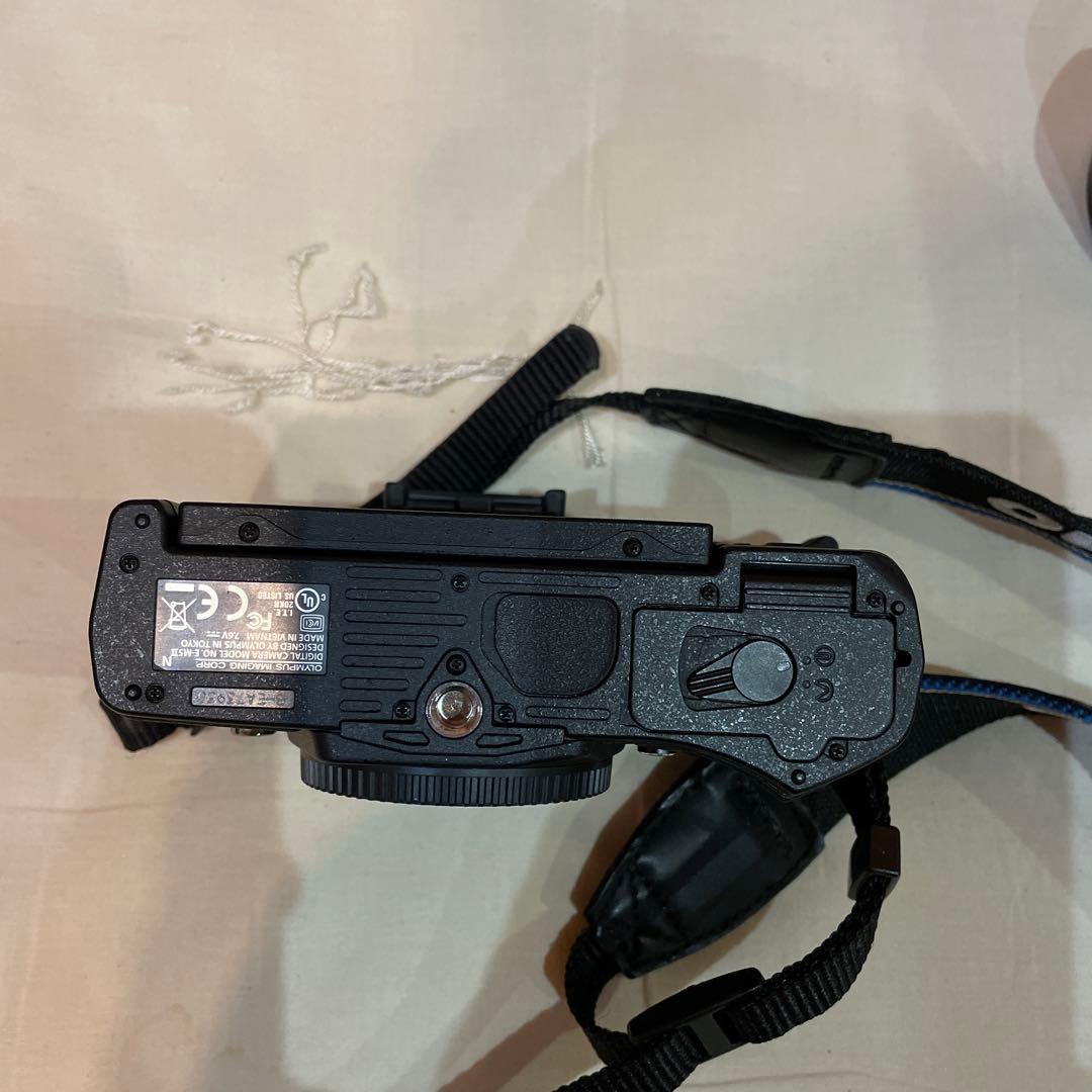 OLYMPUS E-M5 Mark II ミラーレス一眼　極美品