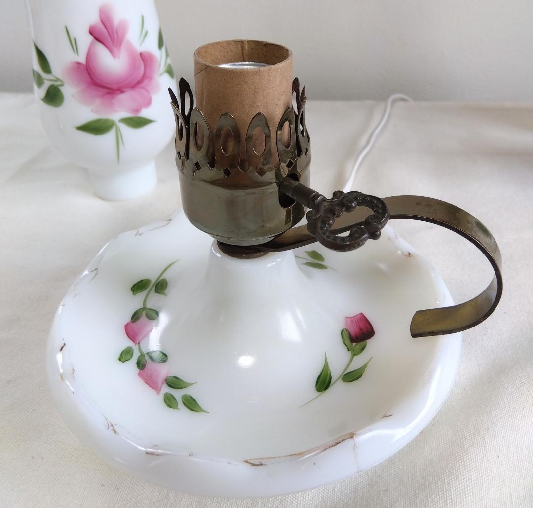 ☆アンティークスタイル ミルクガラス 薔薇 テーブルランプ