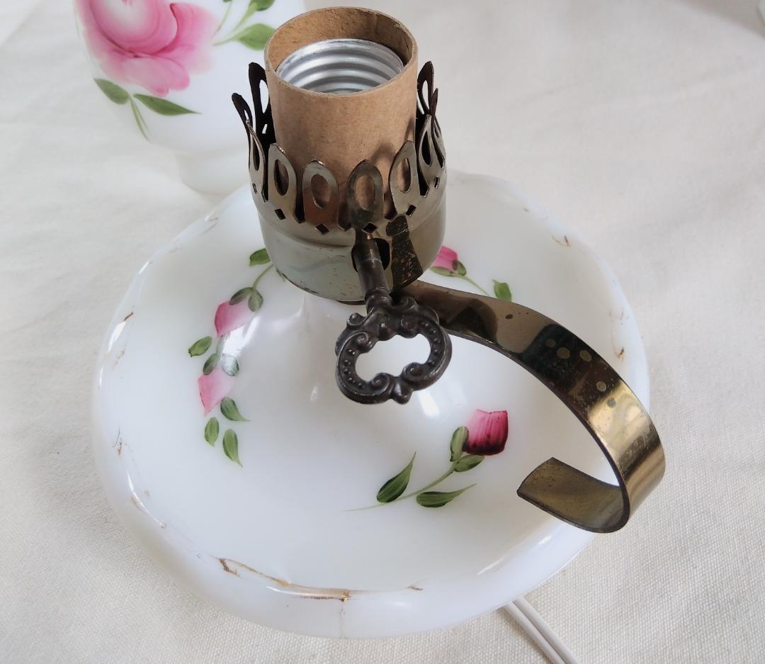 ☆アンティークスタイル ミルクガラス 薔薇 テーブルランプ