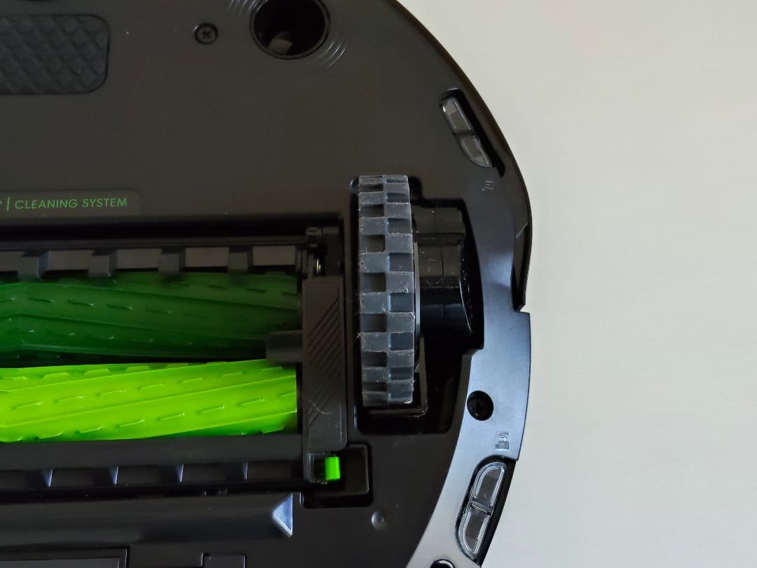 ルンバ j7 本体 2023年購入 動作良好 iRobot ロボット掃除機