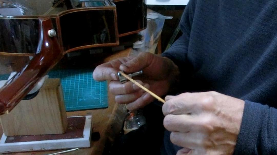 ❤️弦高調整済！Ibanez アイバニーズ AEW22CD-NT1201＋ケース