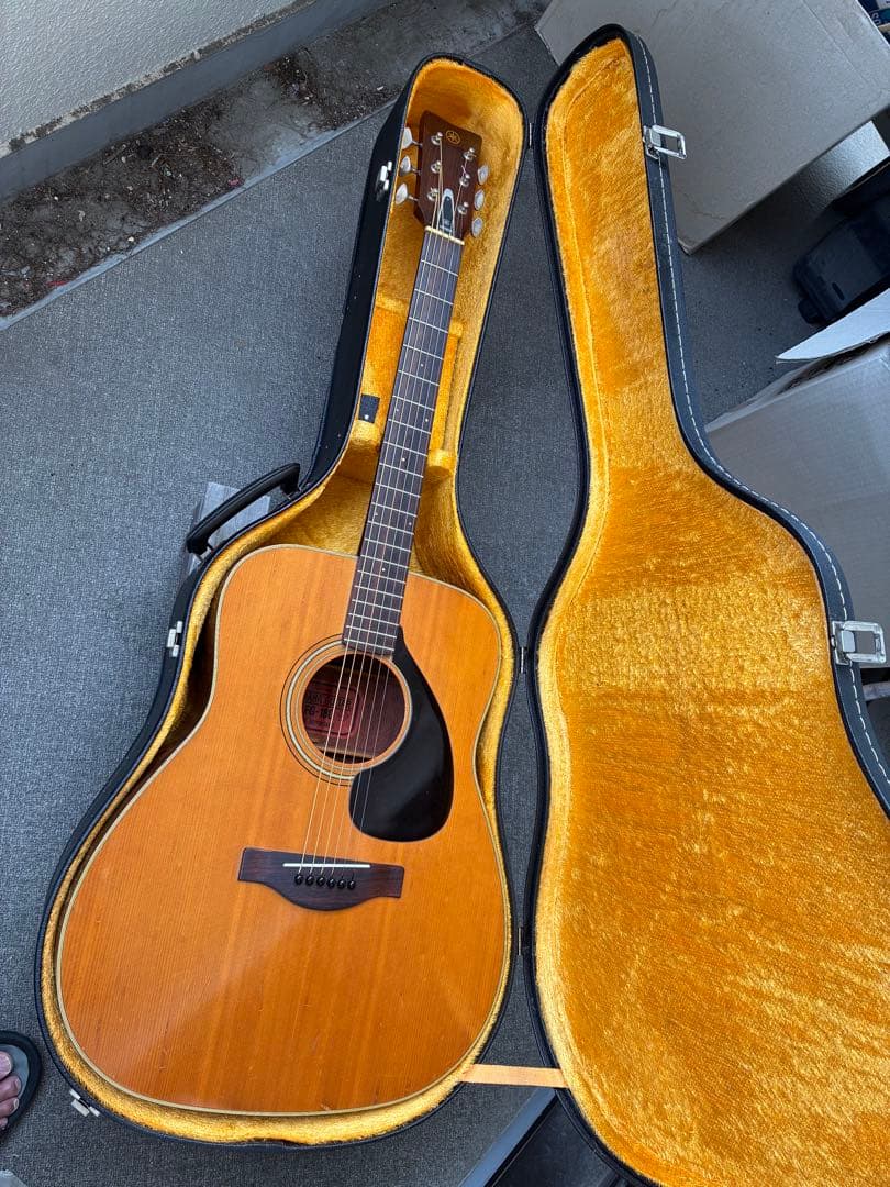 Yamaha FG-180 赤ラベル（O.H.整備済み） ハードケース付き