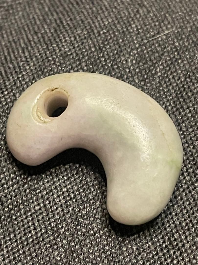 弥生〜古墳時代　翡翠勾玉