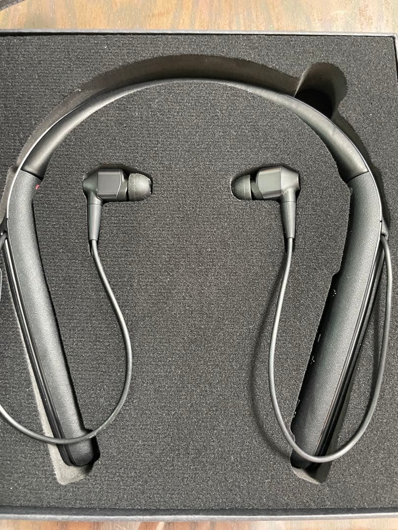 SONY WI-1000X ワイヤレスイヤホン