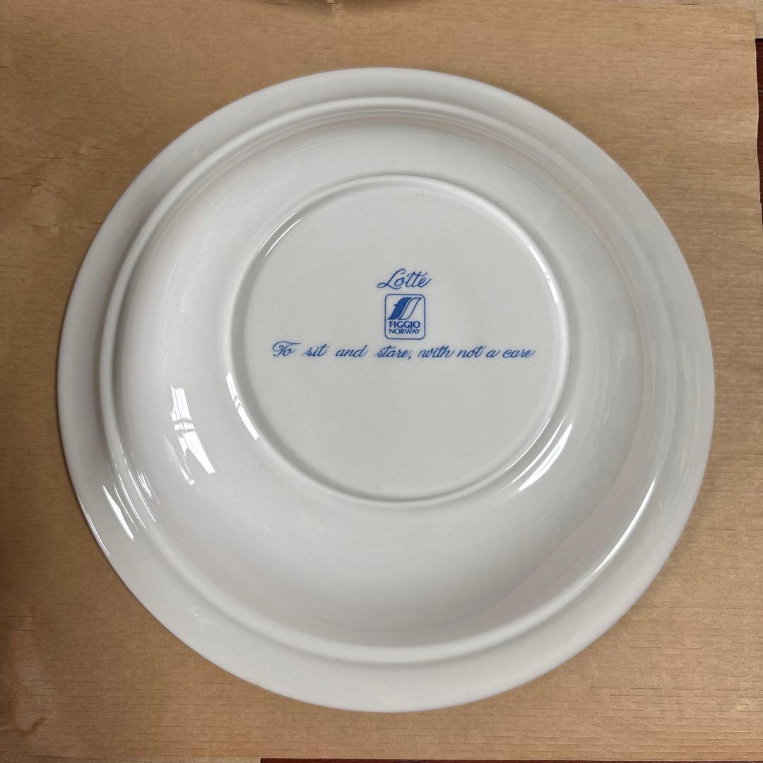 新品　フィッギオ　ロッテ　お皿2枚　21cm