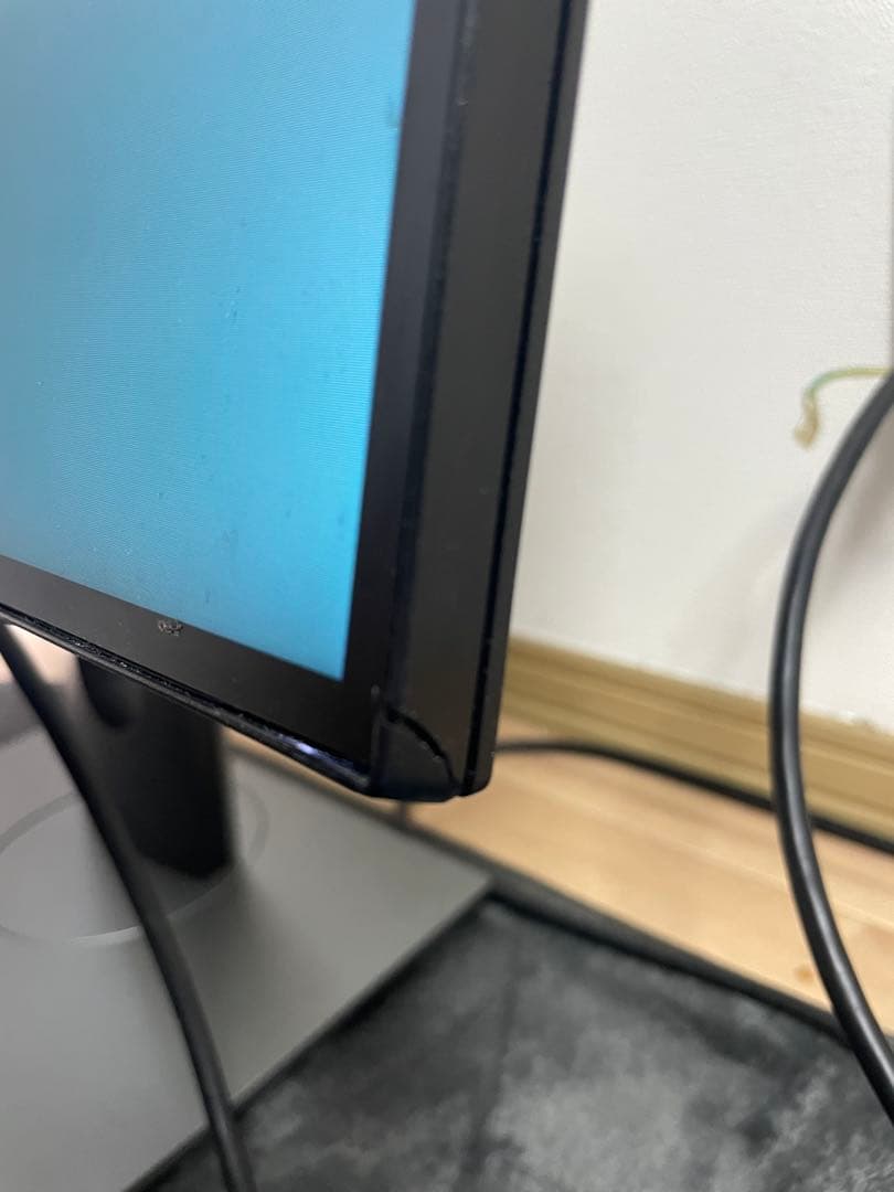 DELL 27インチ　U2717D