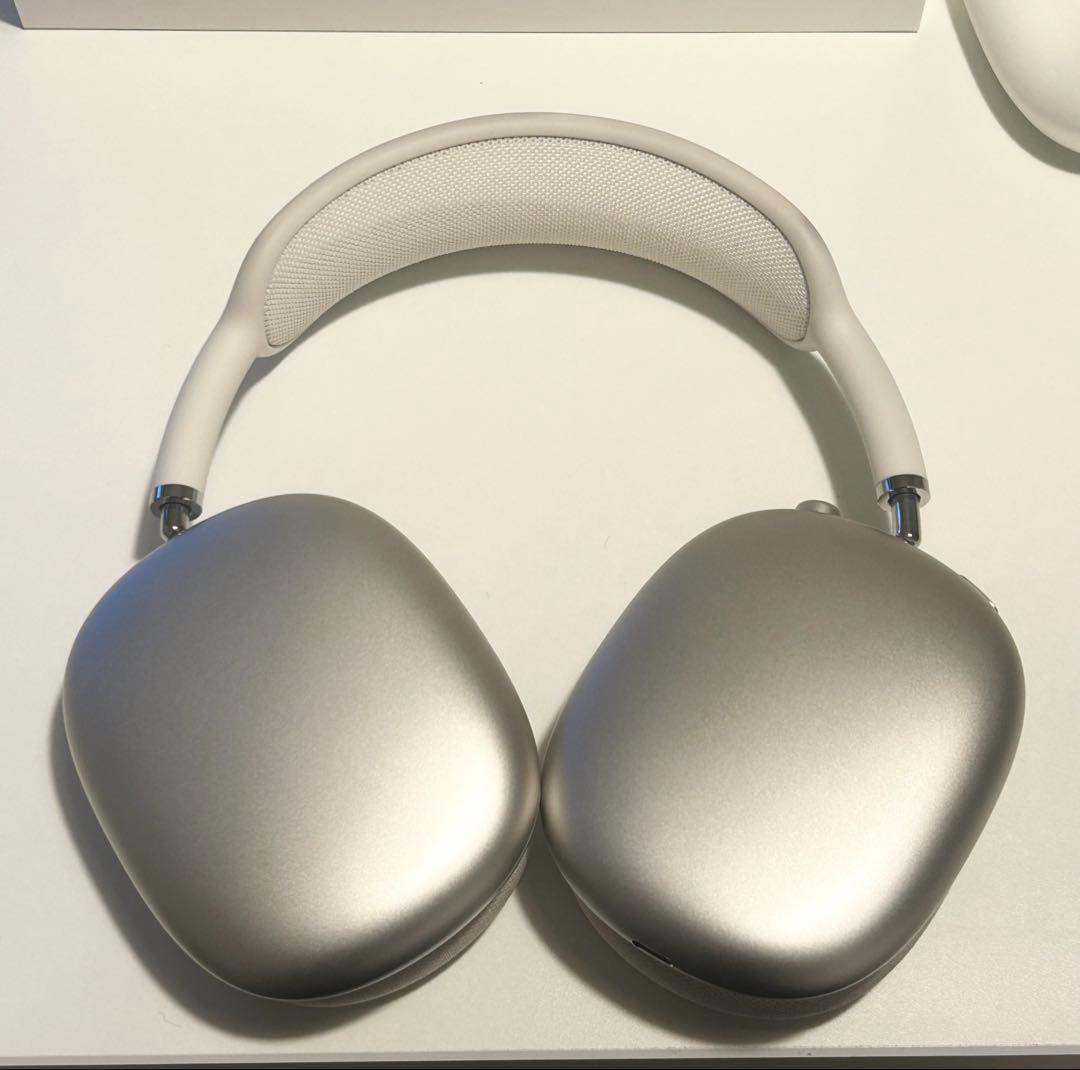 AirPods max スターライト