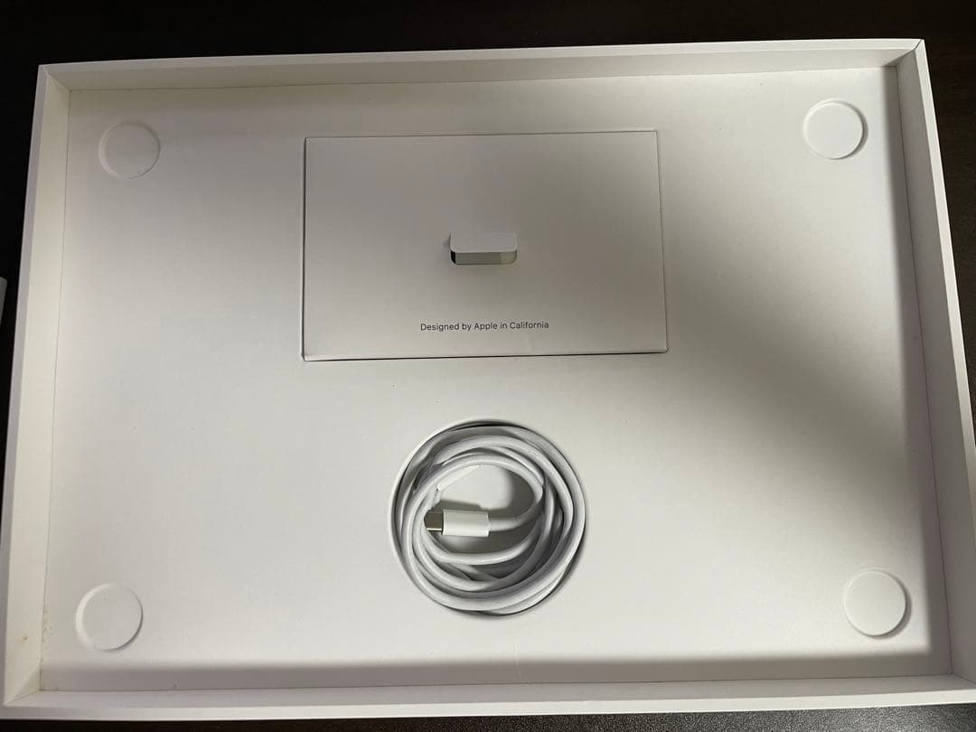 MacBook Air 13.3インチ 2018 256GB 8GB