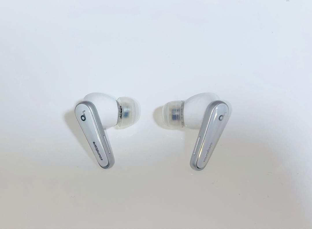 2/15限定｜Anker Liberty 4 ワイヤレスイヤホン 白 ★美品★