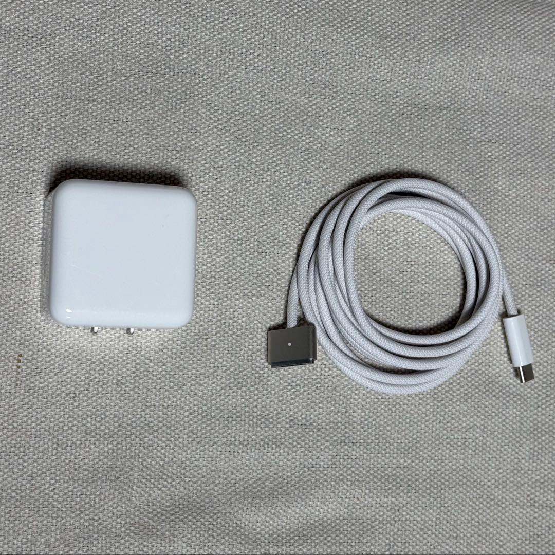 【ほぼ新品】MacBook Air 15inch 充放電5回 バッテリー100%