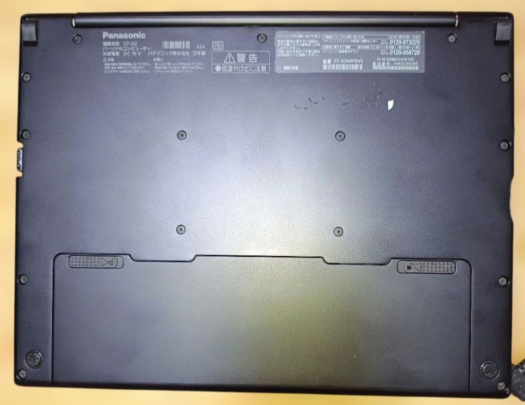 Windowsノート本体 Panasonic CF-XZ6 Core I5/8GB/256GB