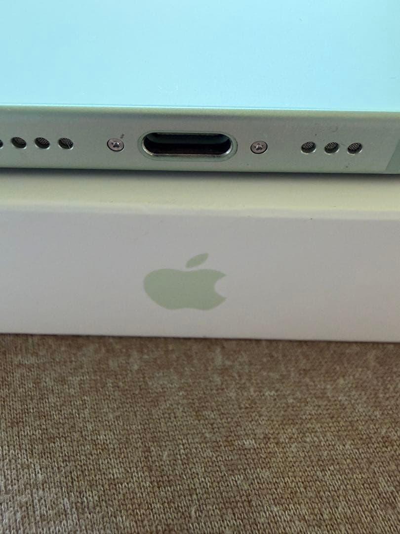 iPhone15 128GB Green バッテリー96%