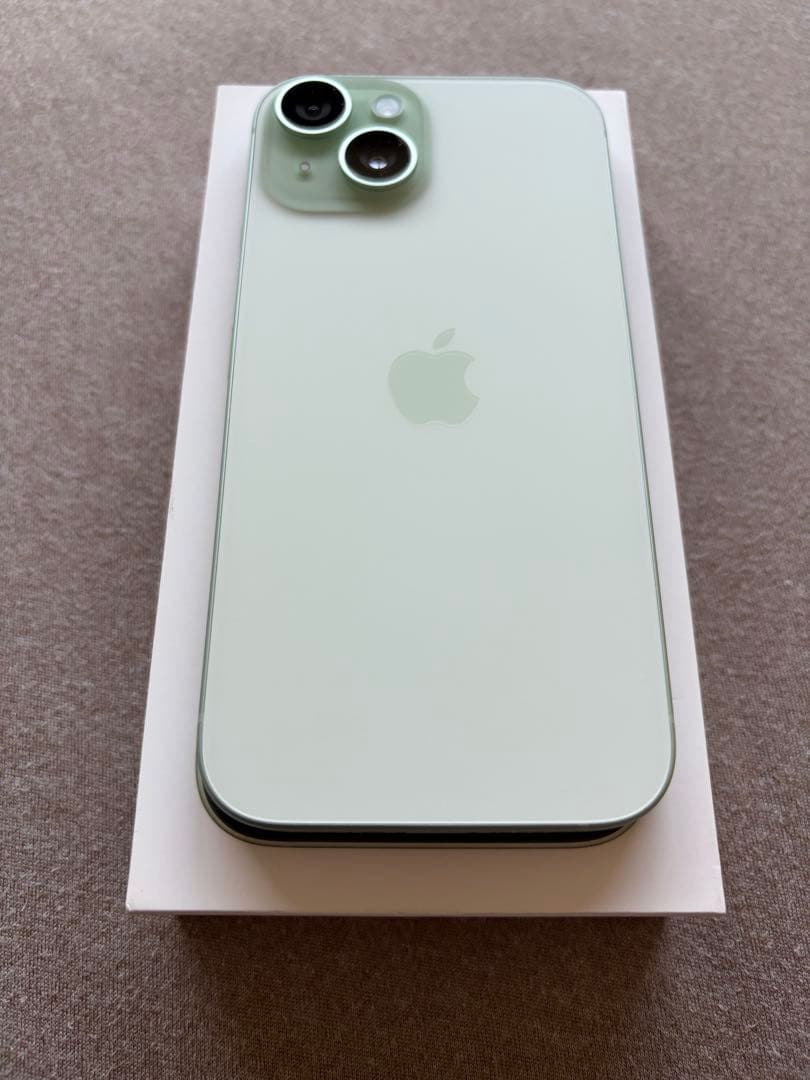 iPhone15 128GB Green バッテリー96%