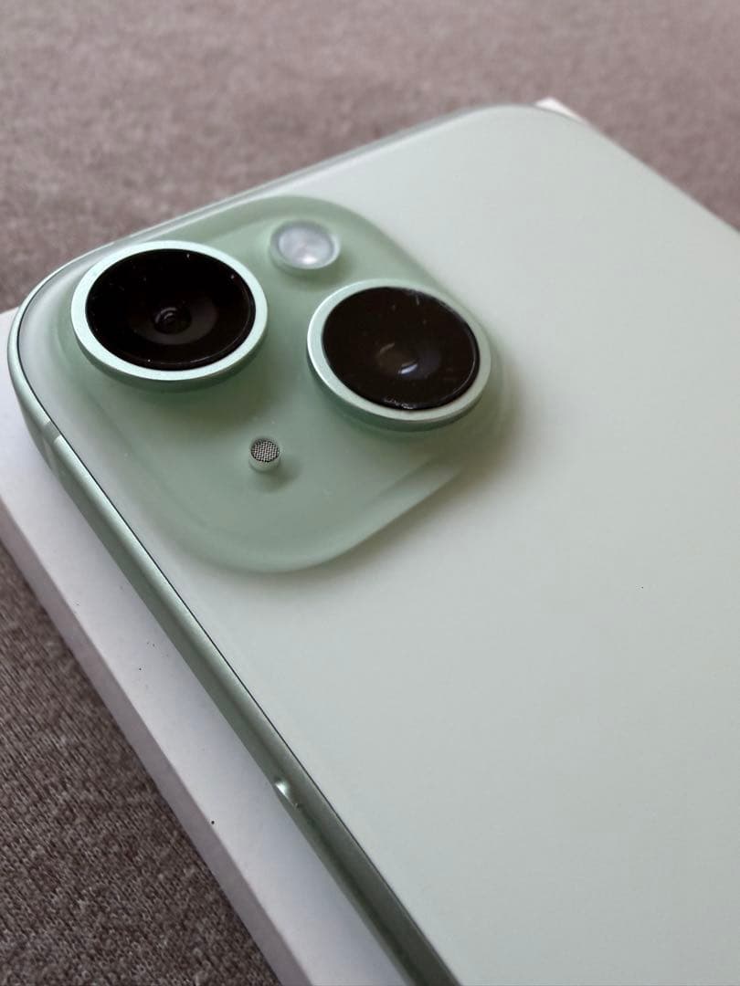 iPhone15 128GB Green バッテリー96%