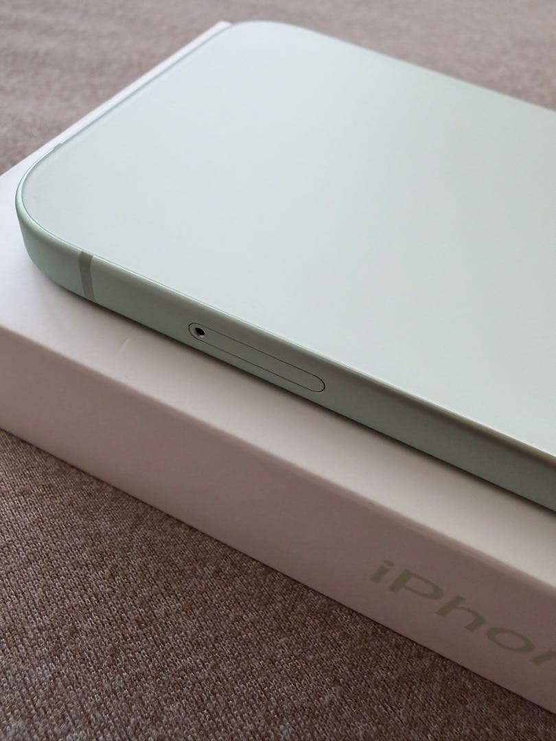 iPhone15 128GB Green バッテリー96%