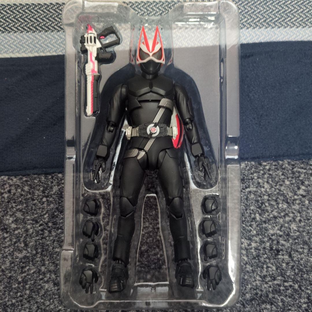 SHFiguarts 仮面ライダーギーツ ２セット＆フィーバーフォームパーツ