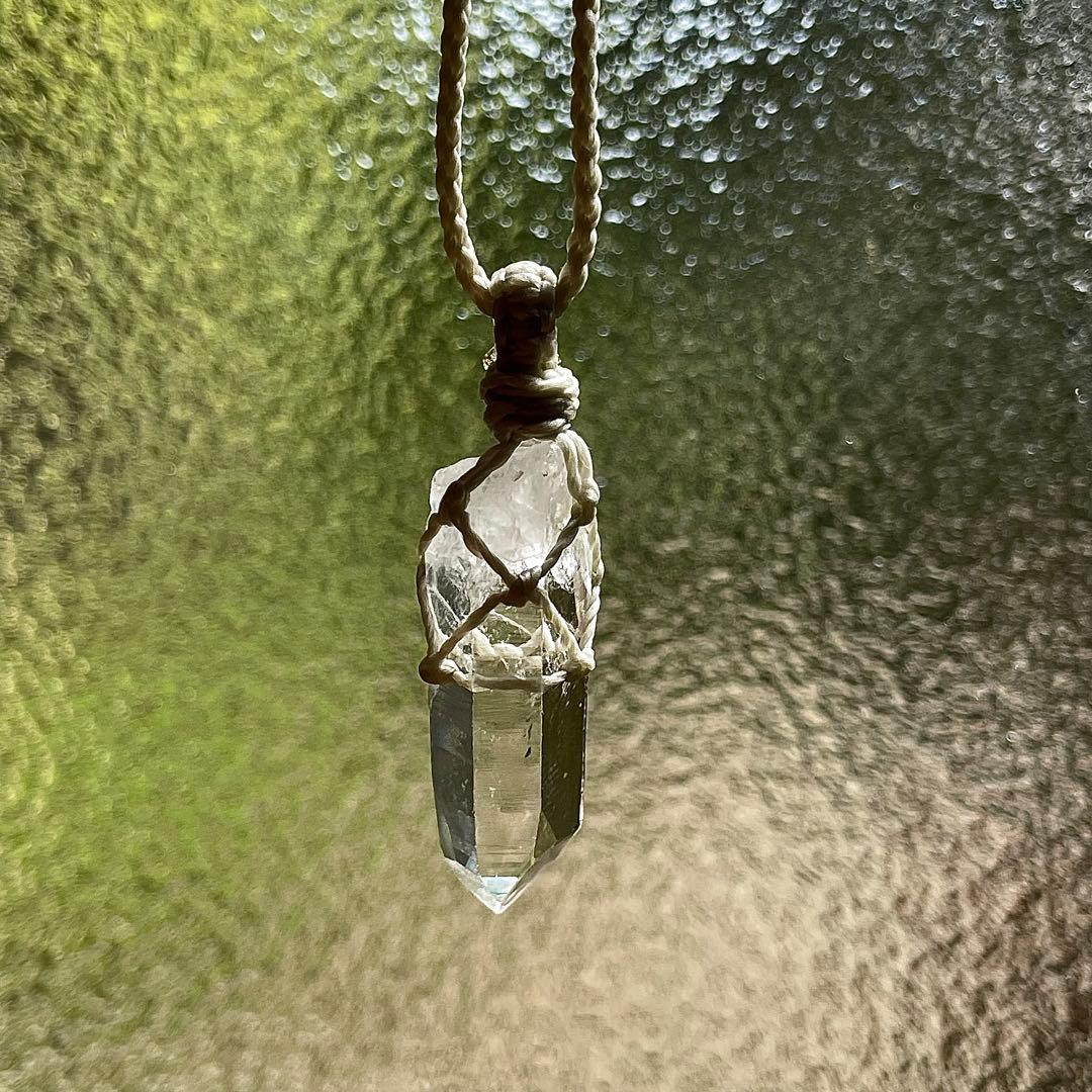 ヒマラヤ水晶 マカルー産 ＊ マクラメペンダント ネックレス ④