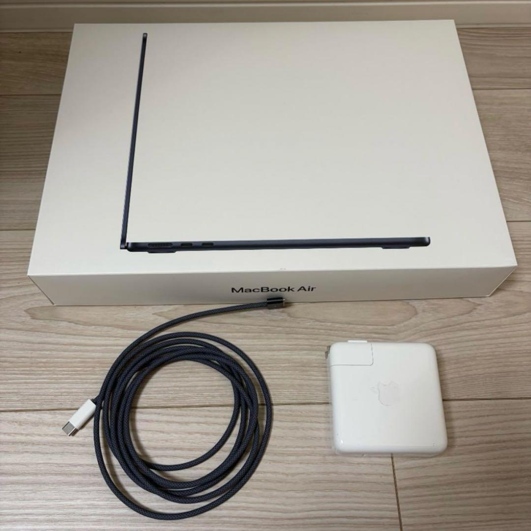美品｜MacBook Air M2 13インチ｜16GB｜512GBミッドナイト